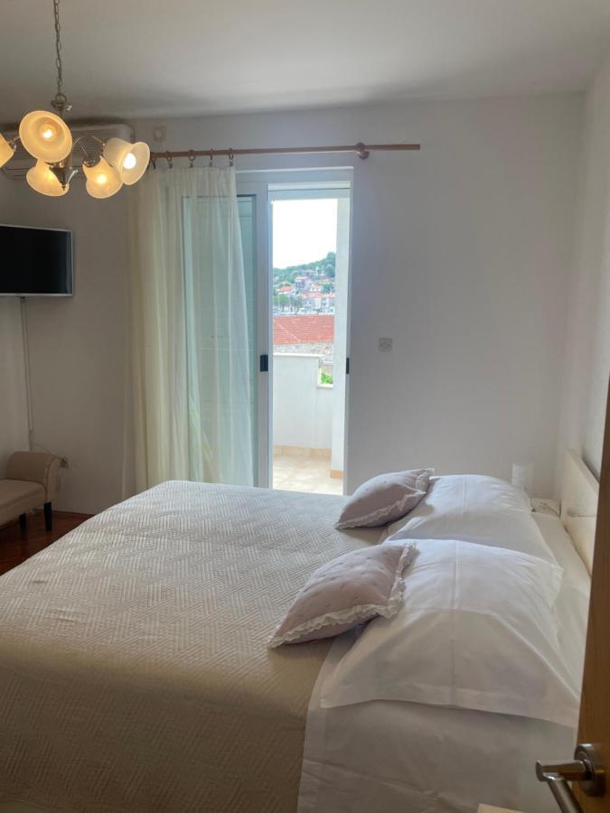 Apartmani Isabella - Ilda Radonic Jelsa  Luaran gambar