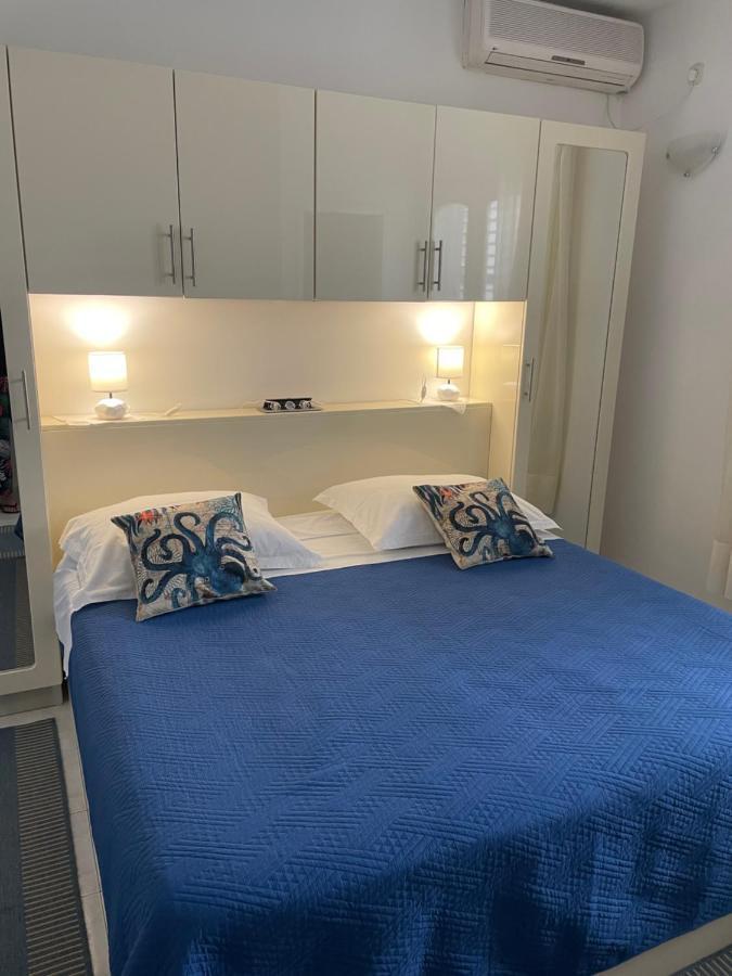 Apartmani Isabella - Ilda Radonic Jelsa  Luaran gambar