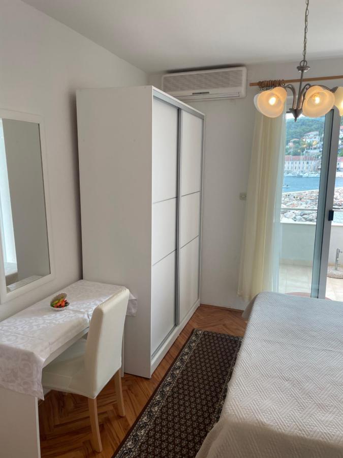 Apartmani Isabella - Ilda Radonic Jelsa  Luaran gambar
