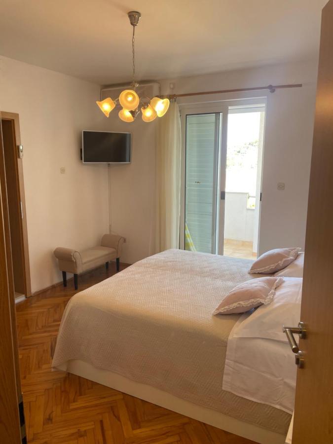 Apartmani Isabella - Ilda Radonic Jelsa  Luaran gambar