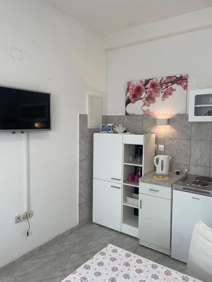 Apartmani Isabella - Ilda Radonic Jelsa  Luaran gambar