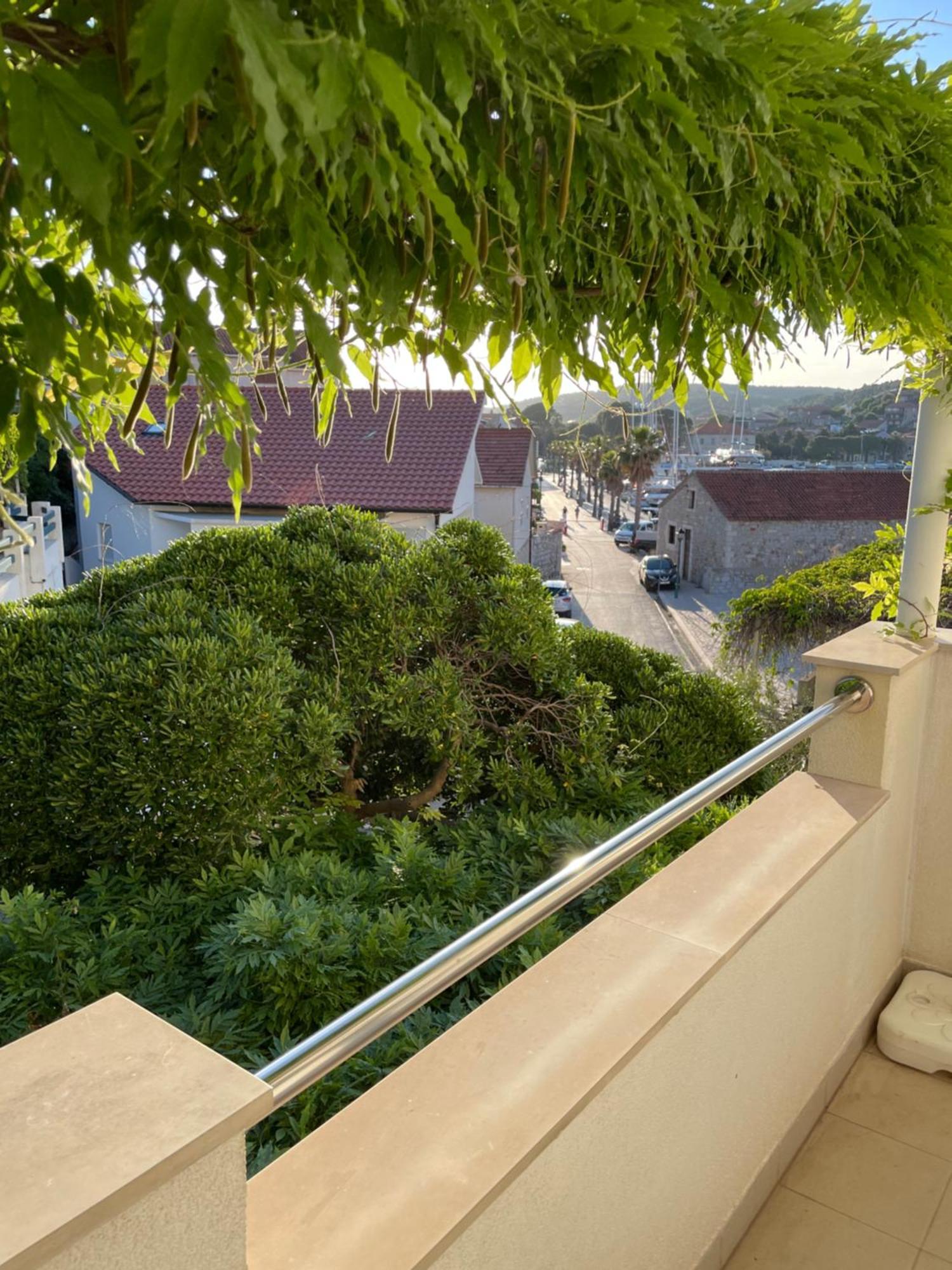 Apartmani Isabella - Ilda Radonic Jelsa  Luaran gambar