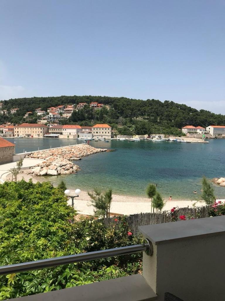 Apartmani Isabella - Ilda Radonic Jelsa  Luaran gambar
