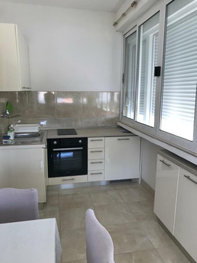 Apartmani Isabella - Ilda Radonic Jelsa  Luaran gambar